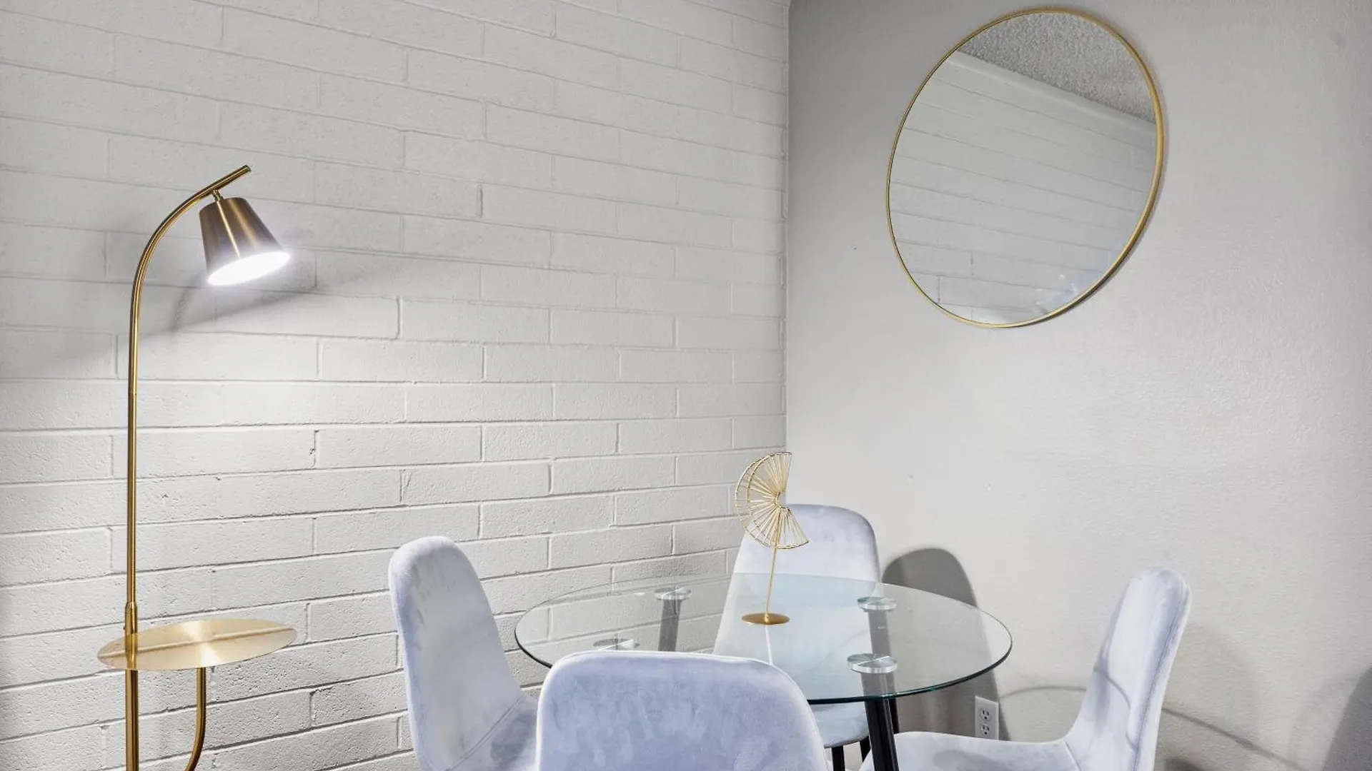 סקוטסדייל Trendy 1B1B Studio Getaway In Old Town דירה